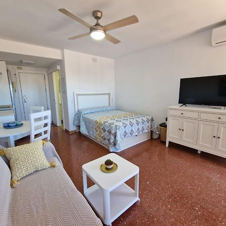 Apartamento Sereva Plazamar Torre Del Mar Dış mekan fotoğraf